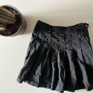 skirt I only used it twice and don't use it again it's holiister